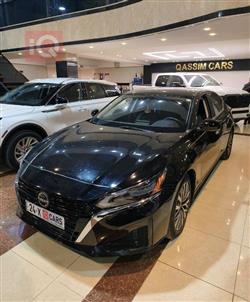 نيسان ألتيما